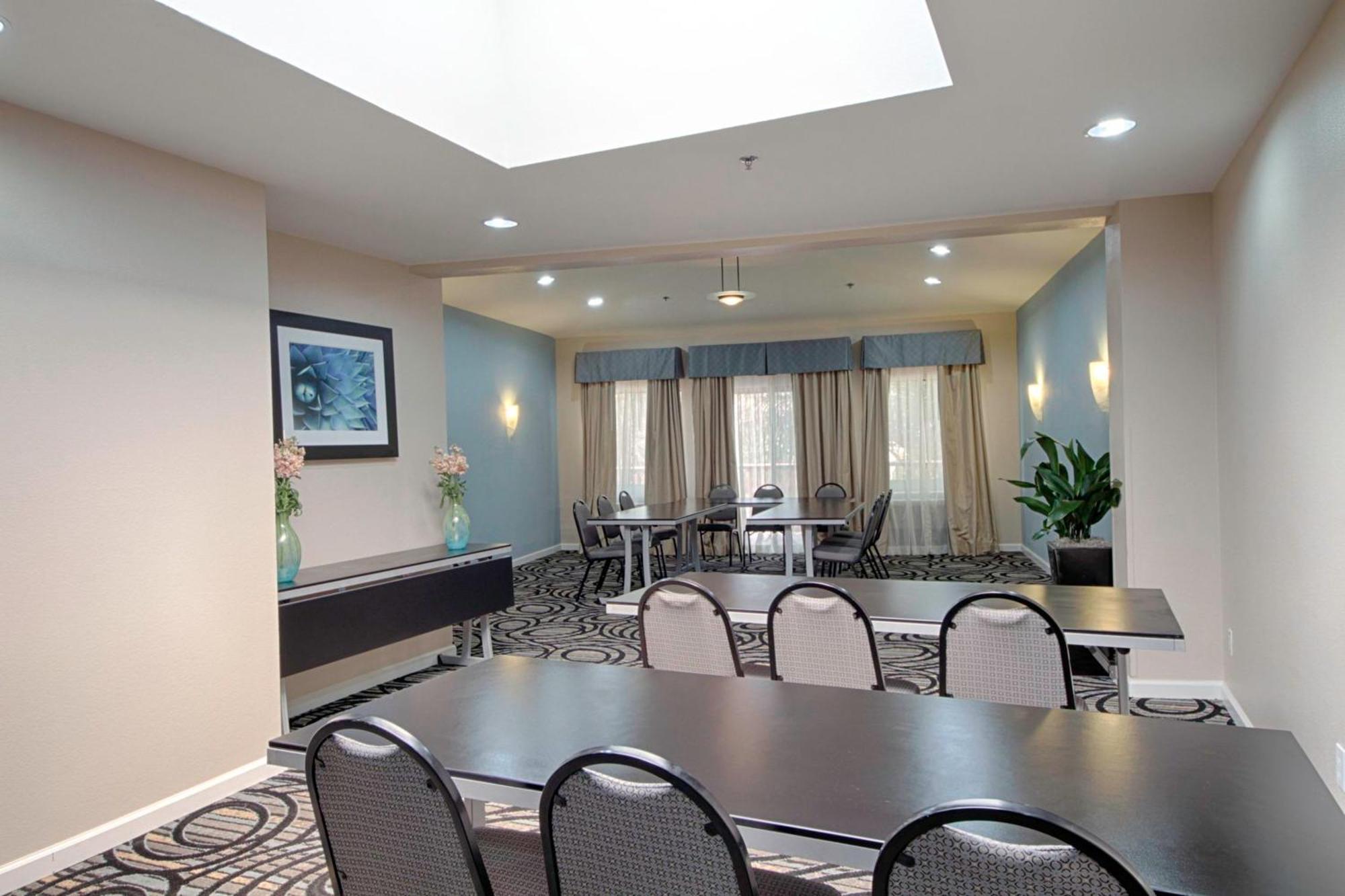 Holiday Inn Express Hotel & Suites Solana Beach-Del Mar By Ihg Buitenkant foto